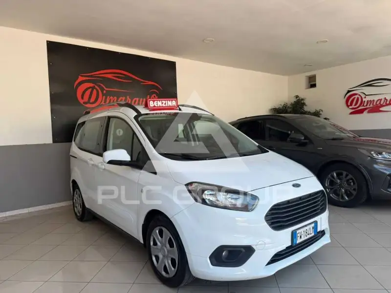 2019 Ford Tourneo