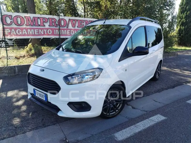 2019 Ford Tourneo