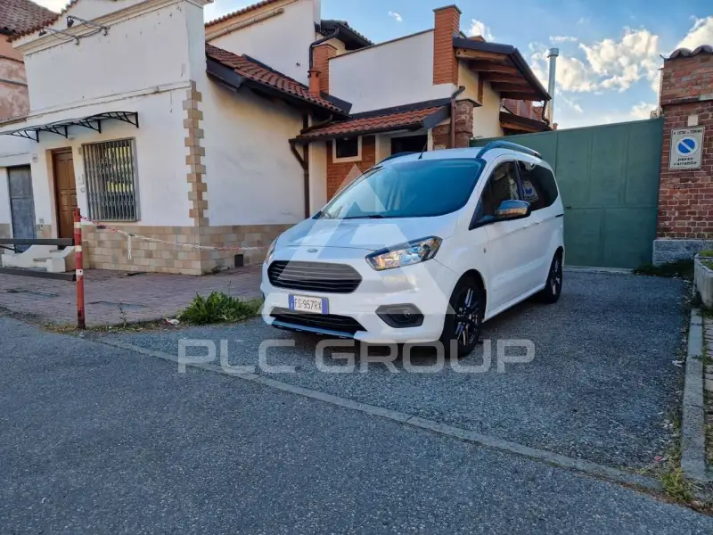 2019 Ford Tourneo