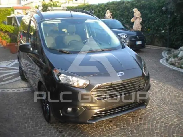 2019 Ford Tourneo