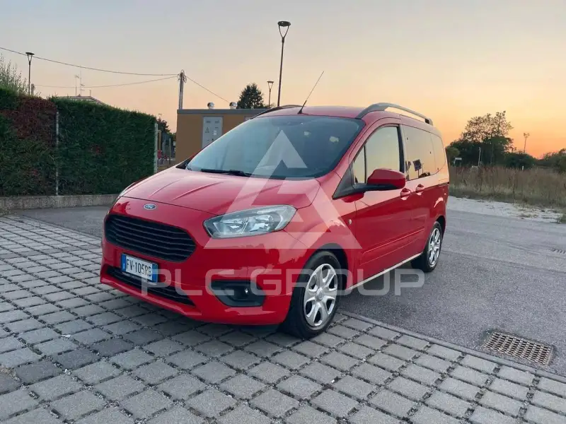 2019 Ford Tourneo