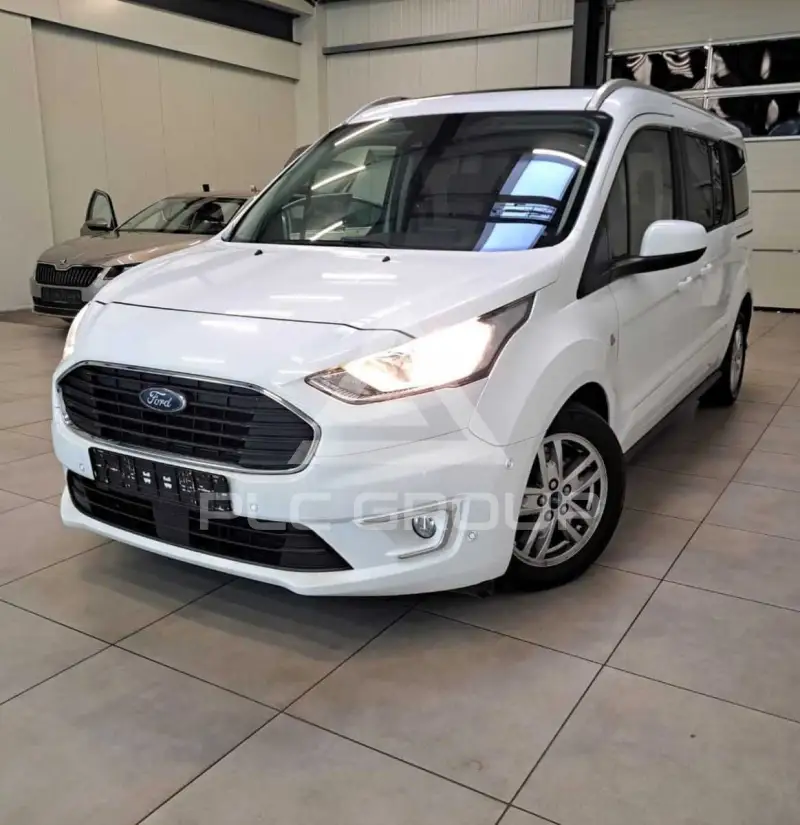 2019 Ford Tourneo