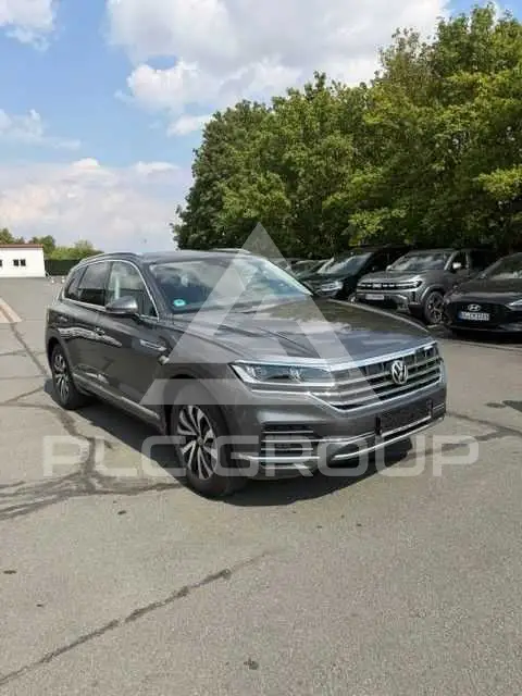 2019 Volkswagen Touareg