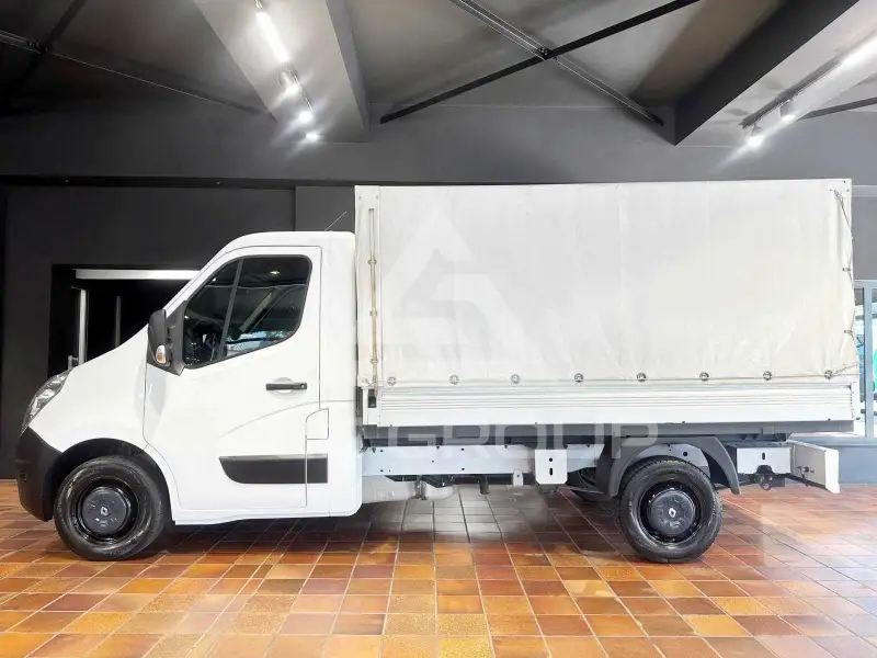2019 Renault Master