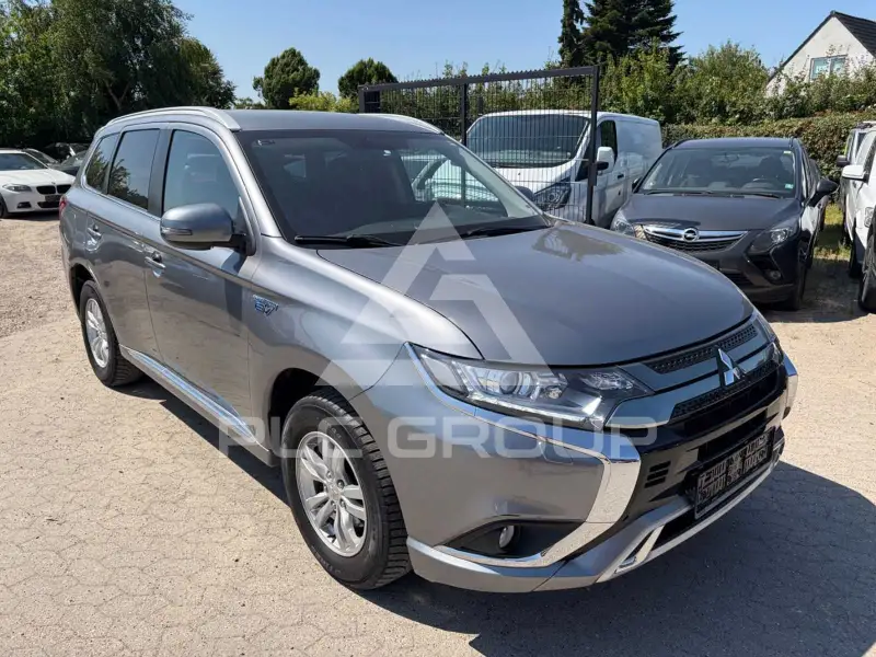 2020 Mitsubishi OUTLANDER