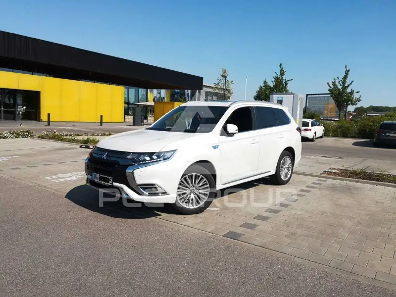 2020 Mitsubishi OUTLANDER