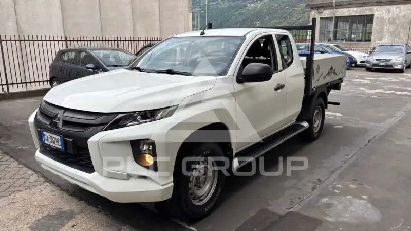 2020 Mitsubishi L200