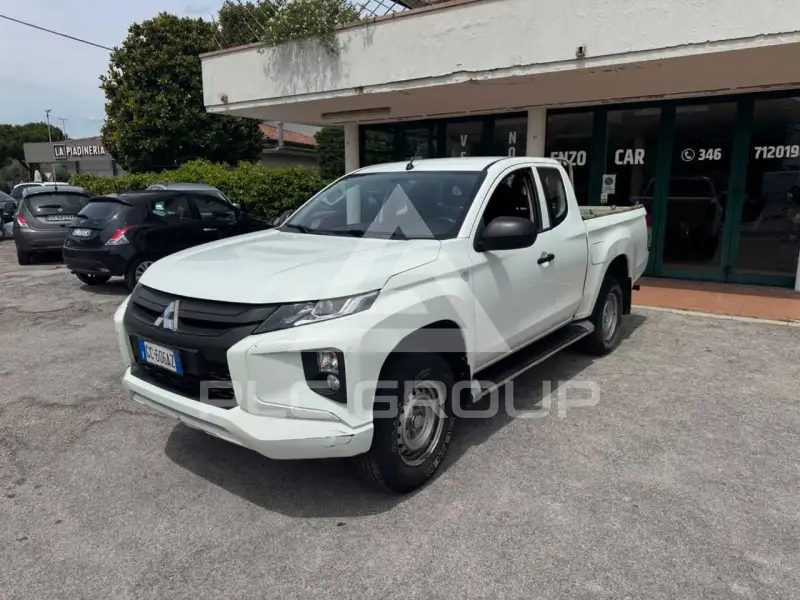 2020 Mitsubishi L200