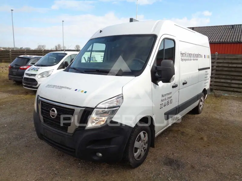 2020 Nissan NV 400
