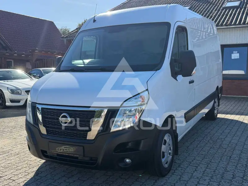 2020 Nissan NV 400