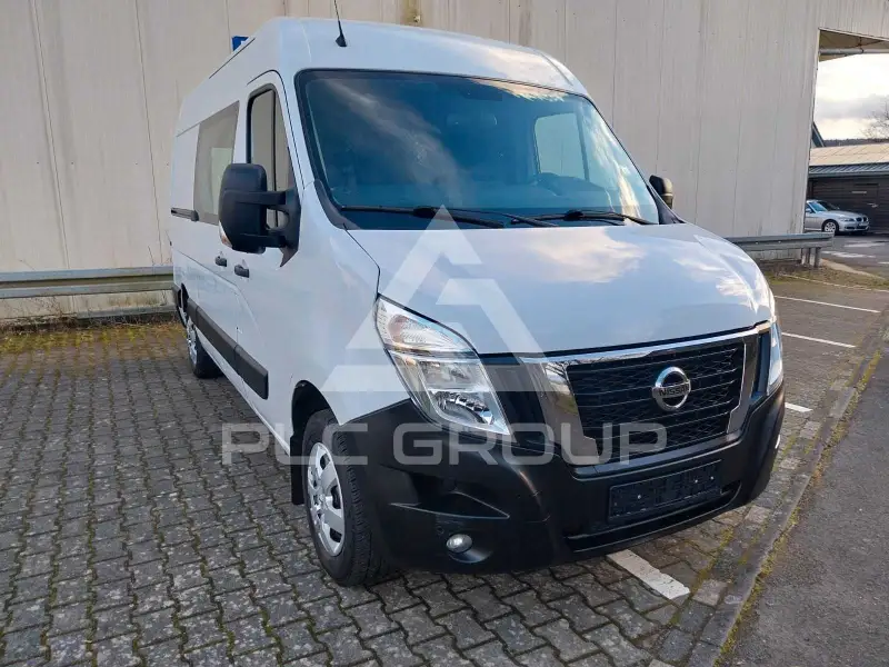2020 Nissan NV 400