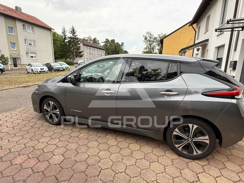2020 Nissan LEAF
