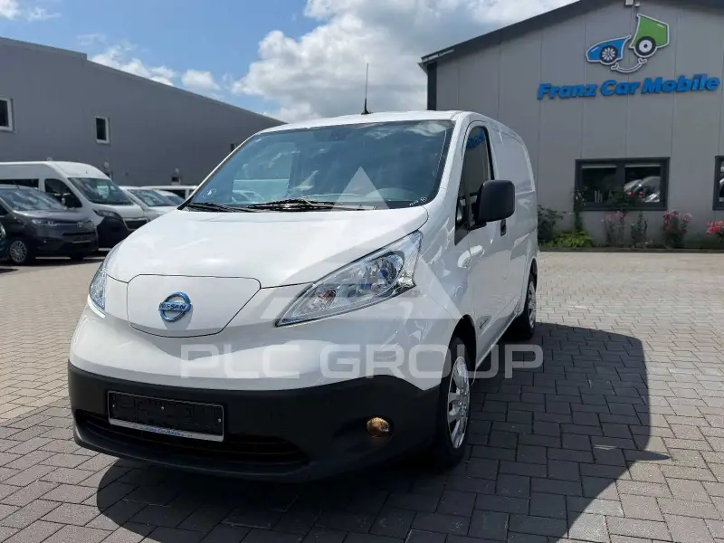 2020 Nissan NV 200