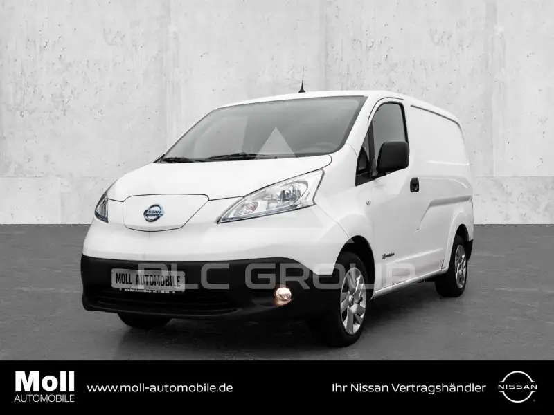 2020 Nissan NV 200