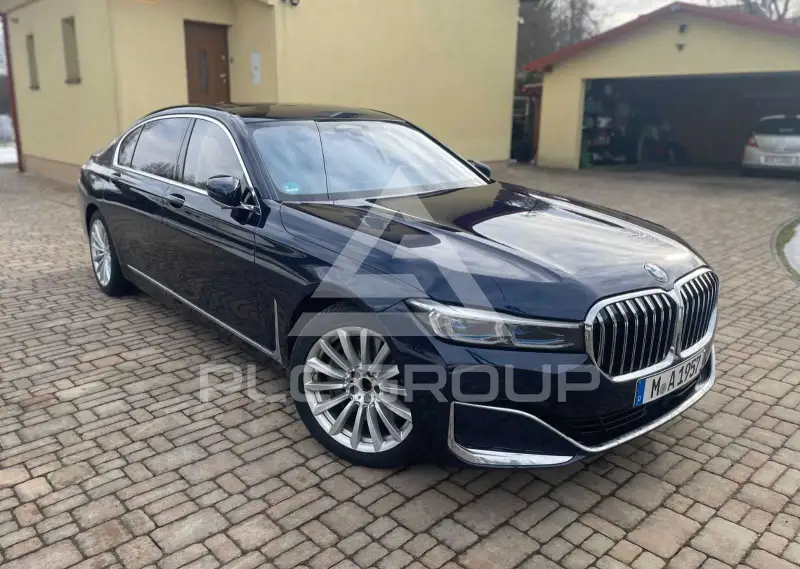 2020 BMW 740