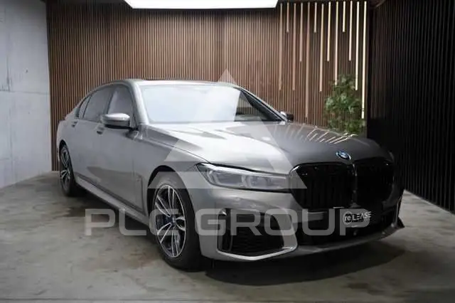 2020 BMW 750