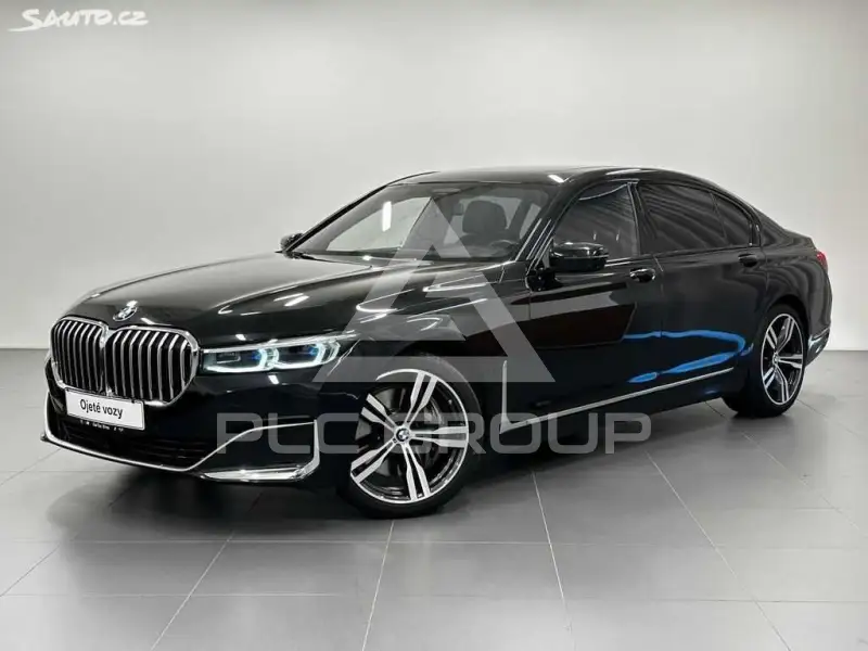 2020 BMW 750