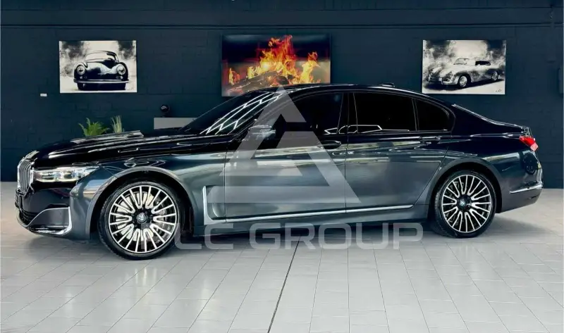 2020 BMW 750
