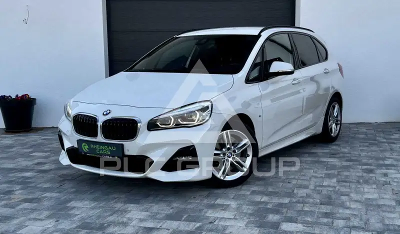 2020 BMW 220