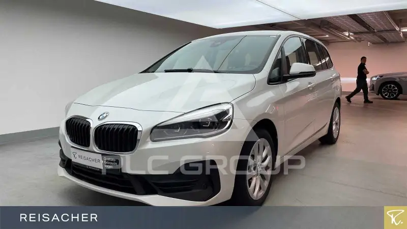 2020 BMW 220