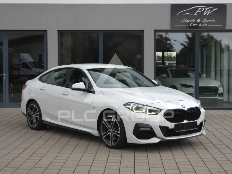 2020 BMW 218