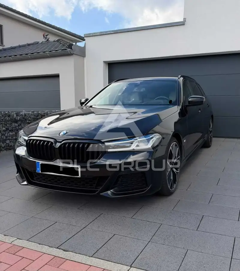 2020 BMW 530