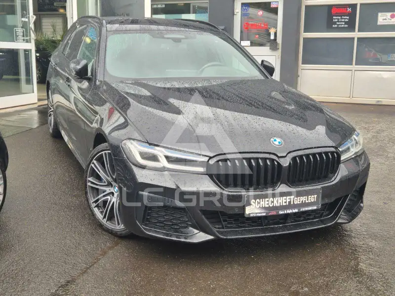2020 BMW 530
