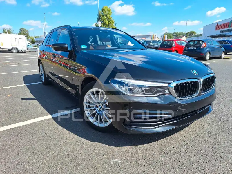 2020 BMW 530