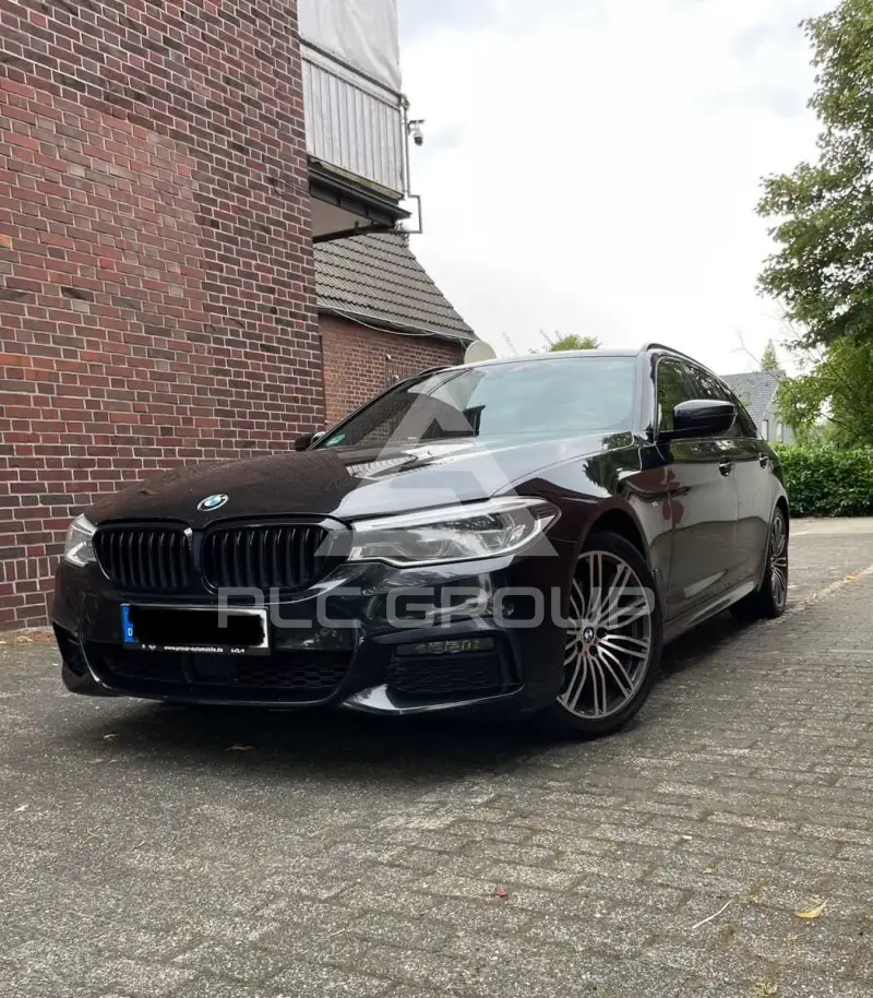 2020 BMW 530