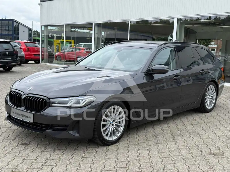 2020 BMW 530