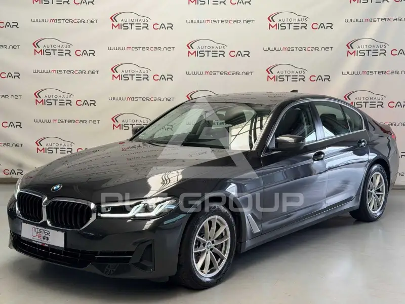 2021 BMW 530