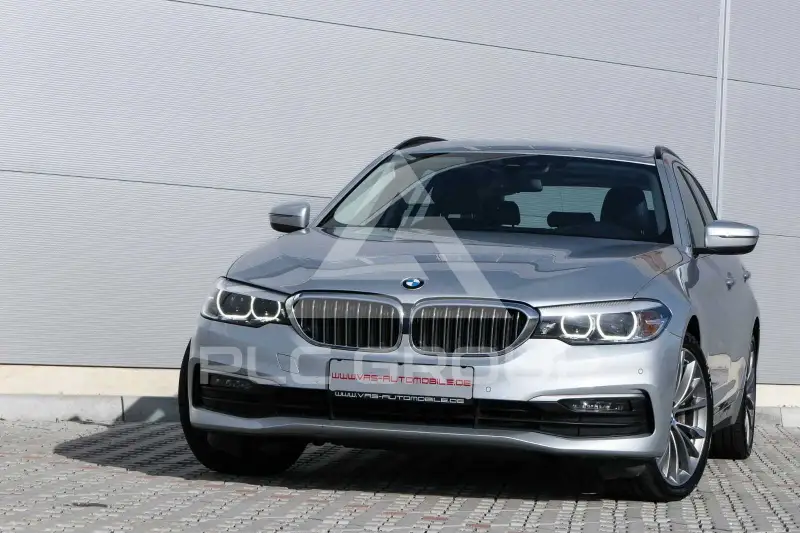 2020 BMW 530