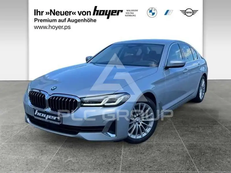 2020 BMW 530