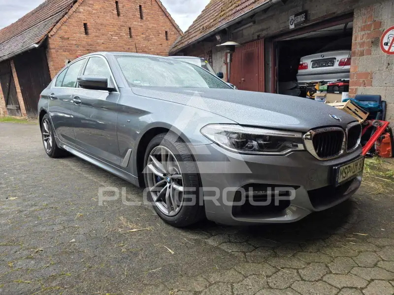 2020 BMW 530