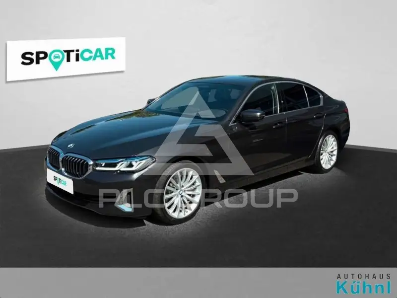 2020 BMW 530