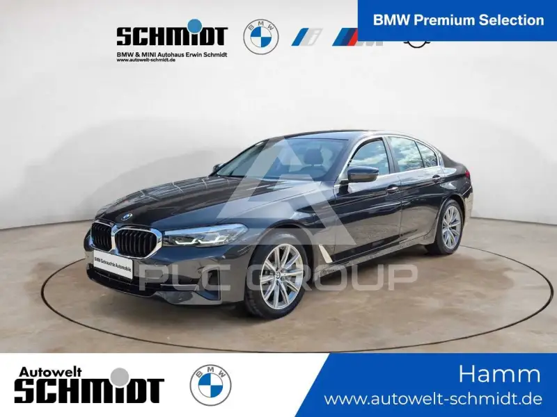 2020 BMW 530