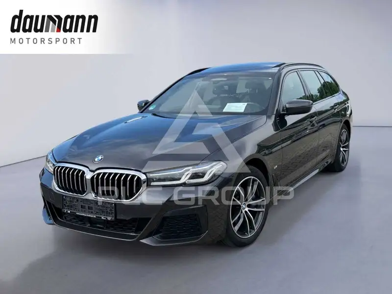 2020 BMW 530
