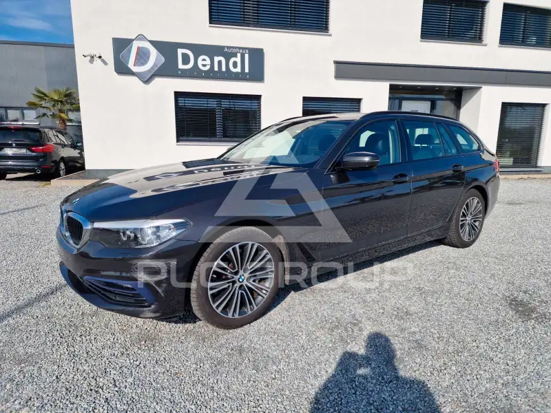 2020 BMW 530