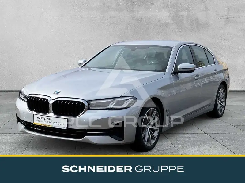 2020 BMW 530