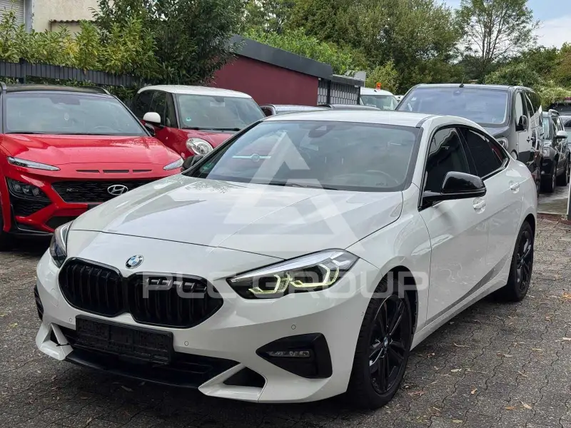 2020 BMW 218