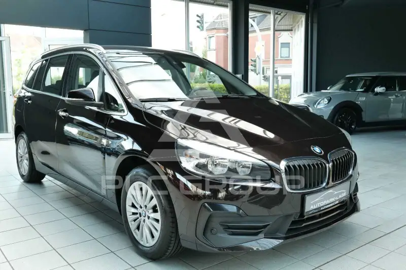 2020 BMW 218