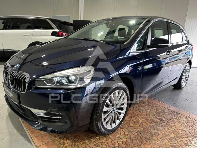 2020 BMW 218