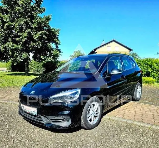 2020 BMW 218