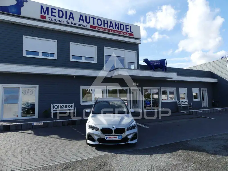 2020 BMW 218