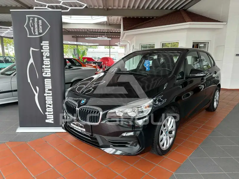 2020 BMW 218