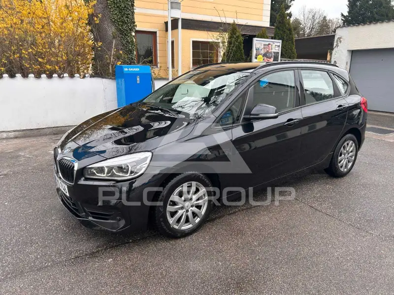 2020 BMW 218