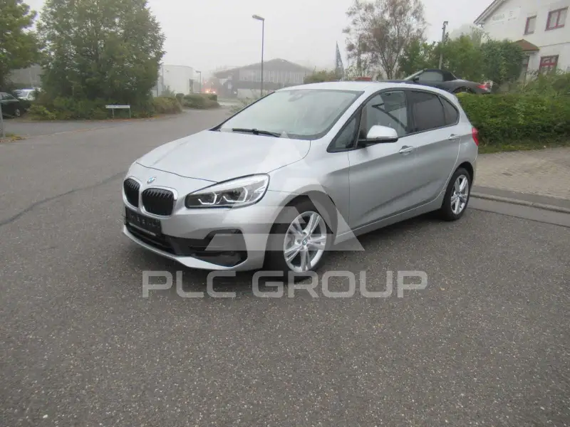2020 BMW 218