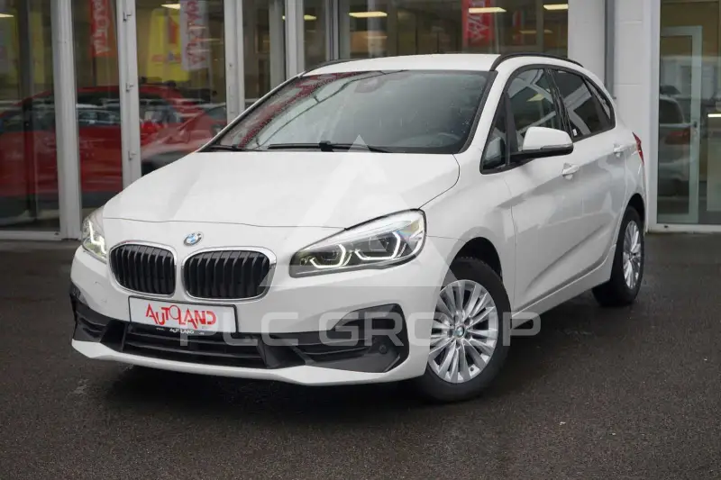 2020 BMW 218