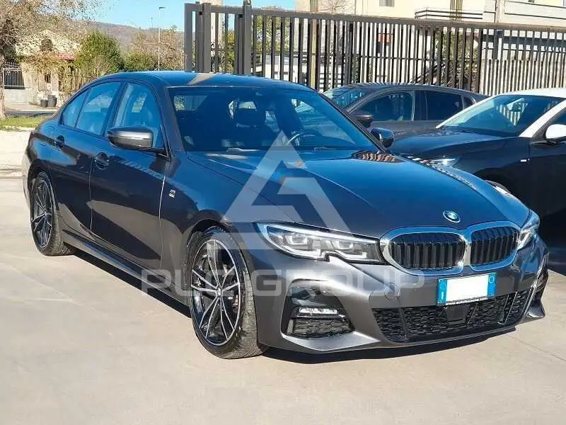 2020 BMW 320