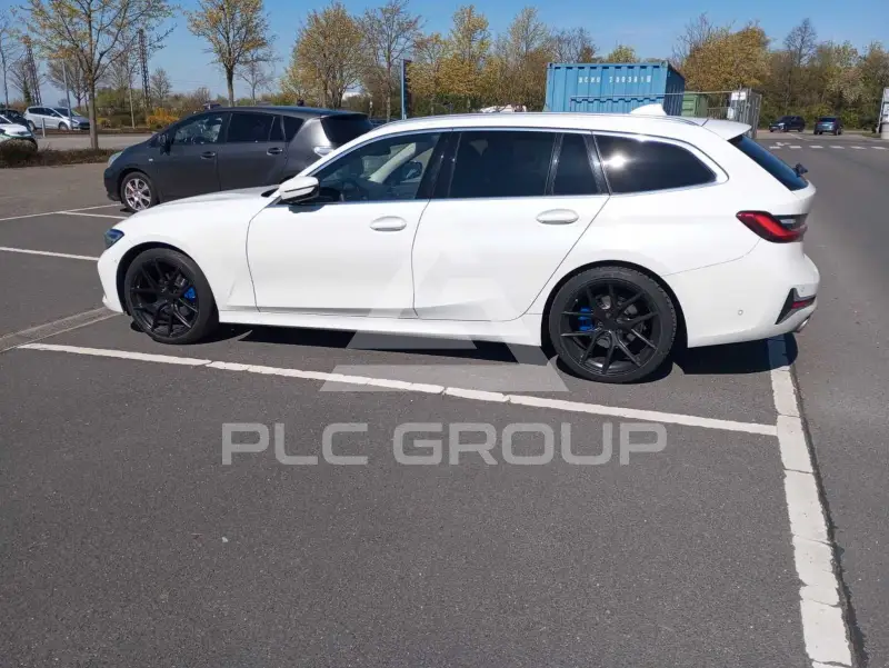 2020 BMW 320